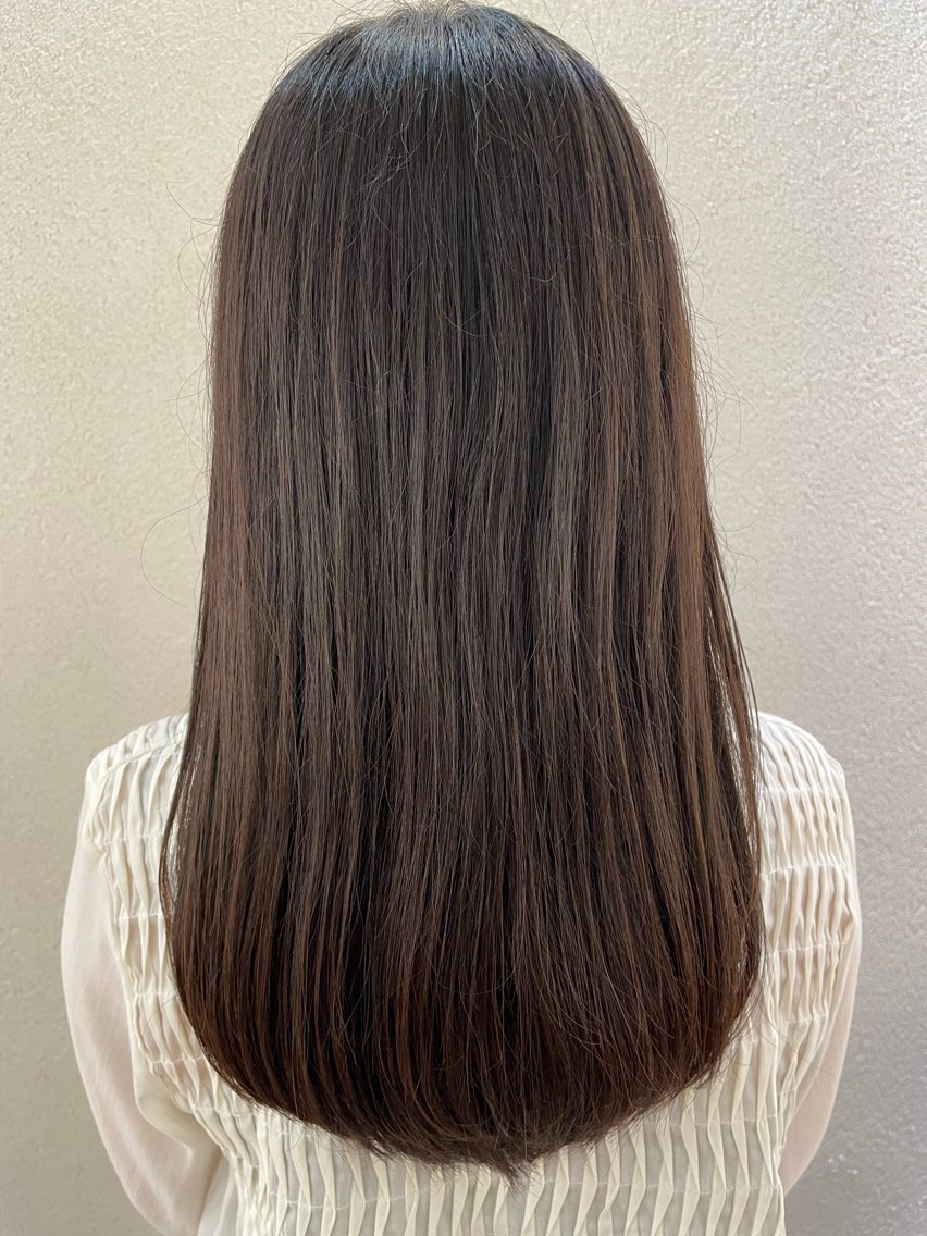 ロング 顔周りカット 韓国風ヘア レイヤーカット 縮毛矯正 藤田 郁弥のヘアスタイル