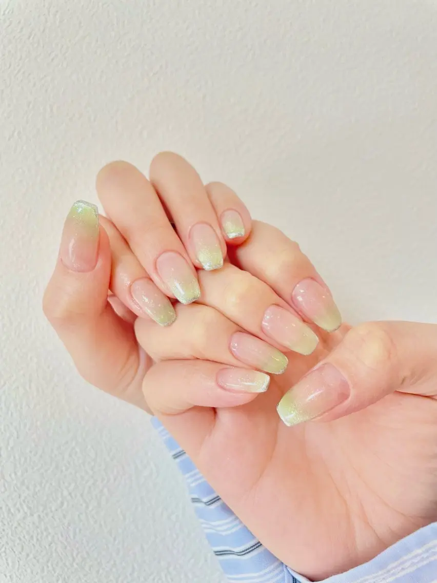 ネイル グリーン 春ネイル はなねいる Hananailのネイルデザイン
