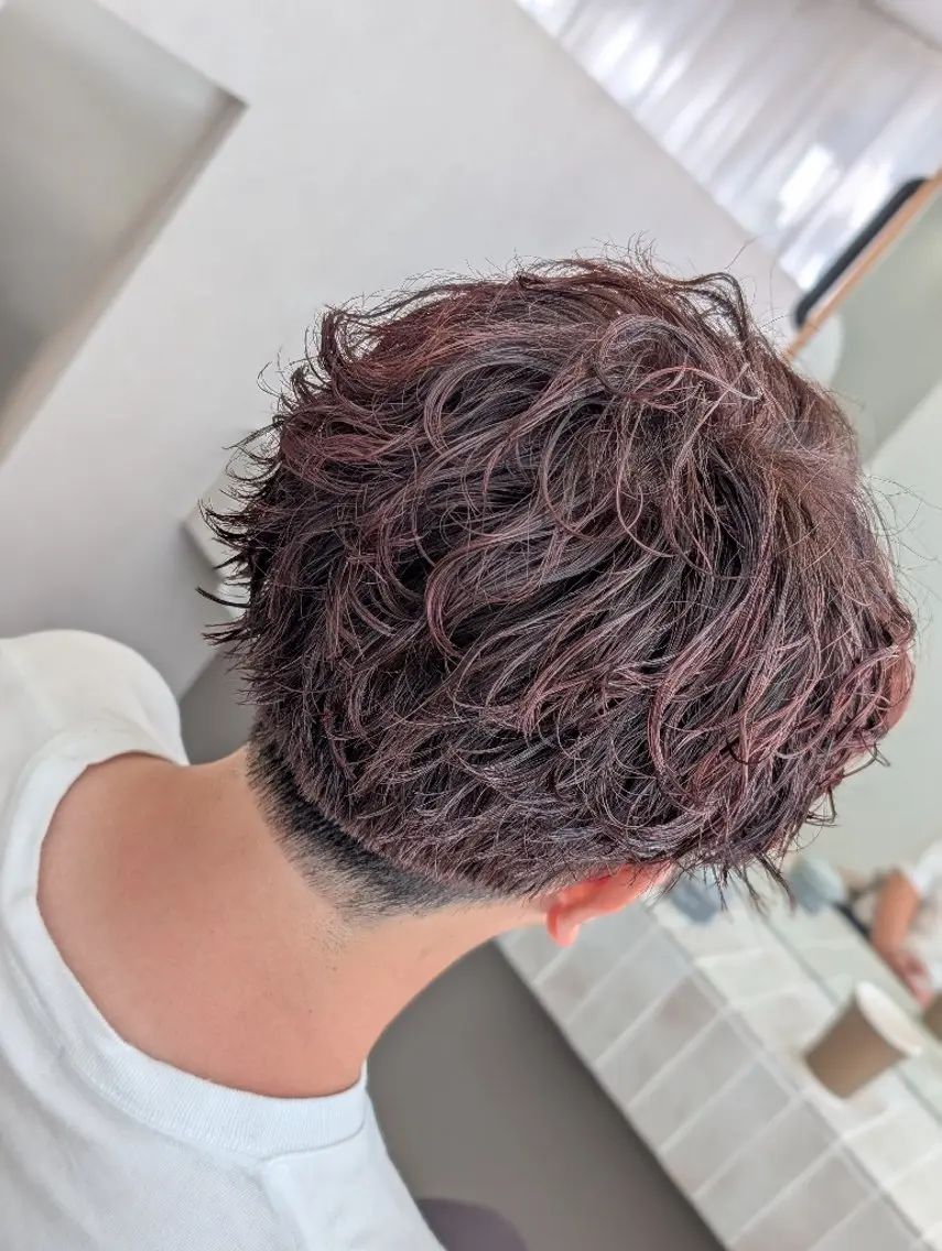ショート カラー パーマ メンズ メンズパーマ カット ヘアカラー パーマ メンズパーマ特化 QOL札幌YUTOのヘアスタイル