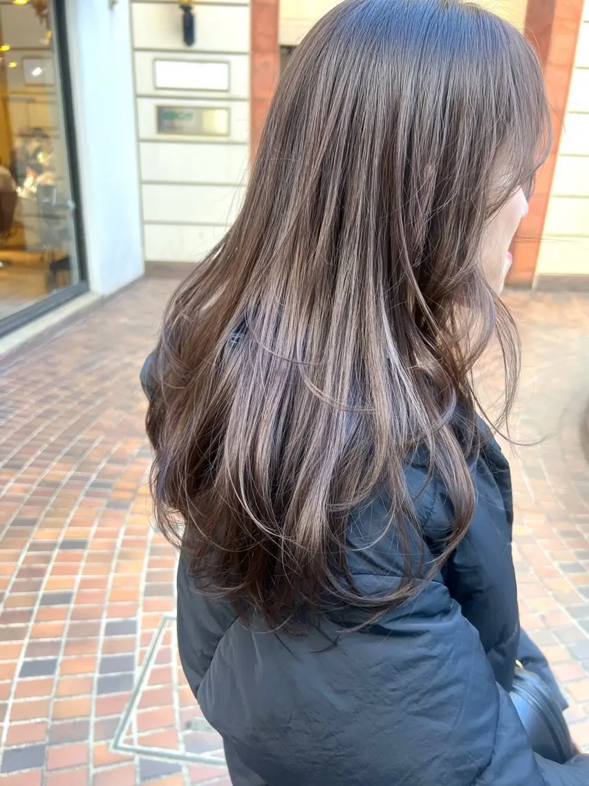 ロング レイヤーカット 住 なつきのヘアスタイル