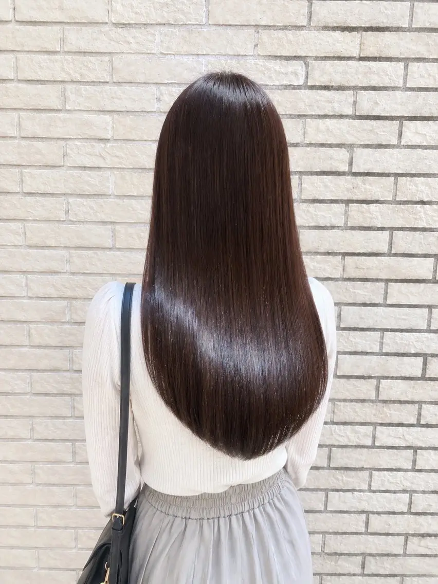 ロング カラー ヘアカラー トリートメント 【髪質改善特化】艶髪 /艶カラー田野夏鈴‪の眉毛・アイブロウイメージ