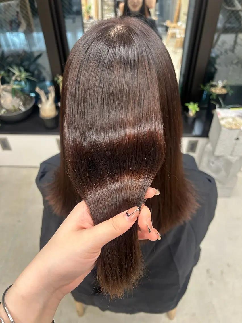 ミディアム カラー ヘアカラー トリートメント SiLO Yukinaのヘアスタイル