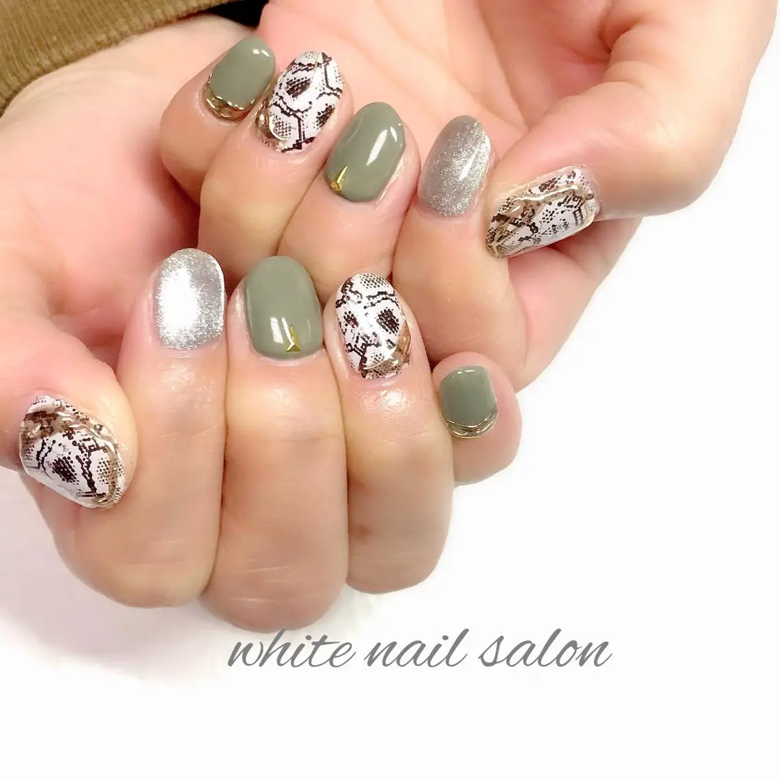 ネイル フットネイル ジェルネイル ハードジェル 持ち込み オフィスネイル white nail salonのネイルデザイン