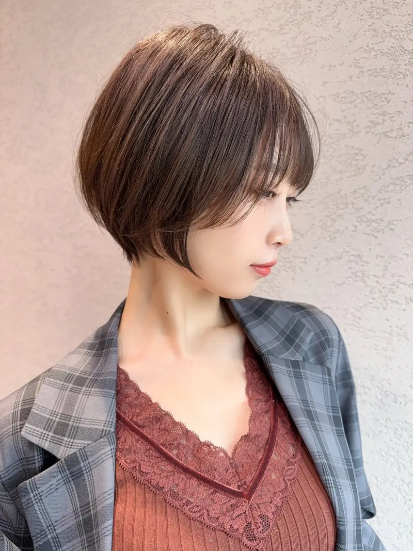 ショート カット 縮毛矯正✨🫧 レイヤー川村利幸のヘアスタイル