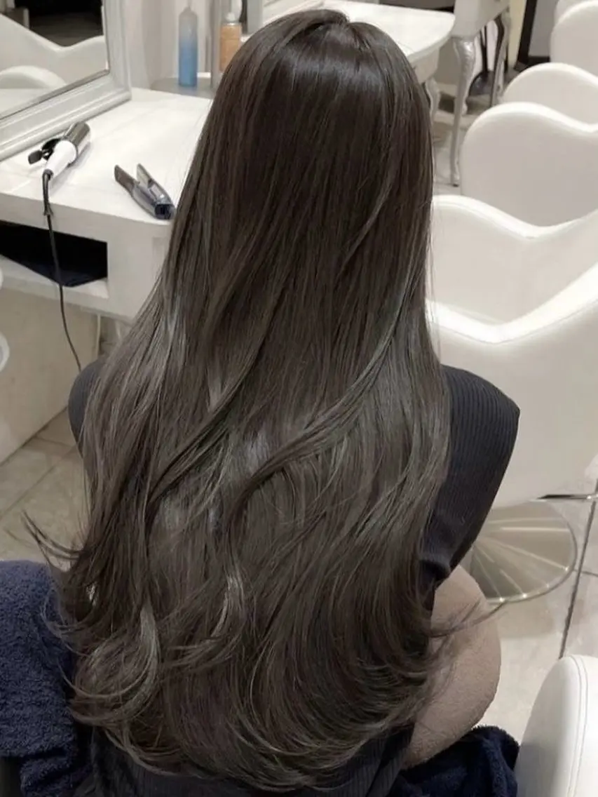 ロング カラー ヘアカラー 心斎橋ハイトーン特化 midori🍀のヘアスタイル