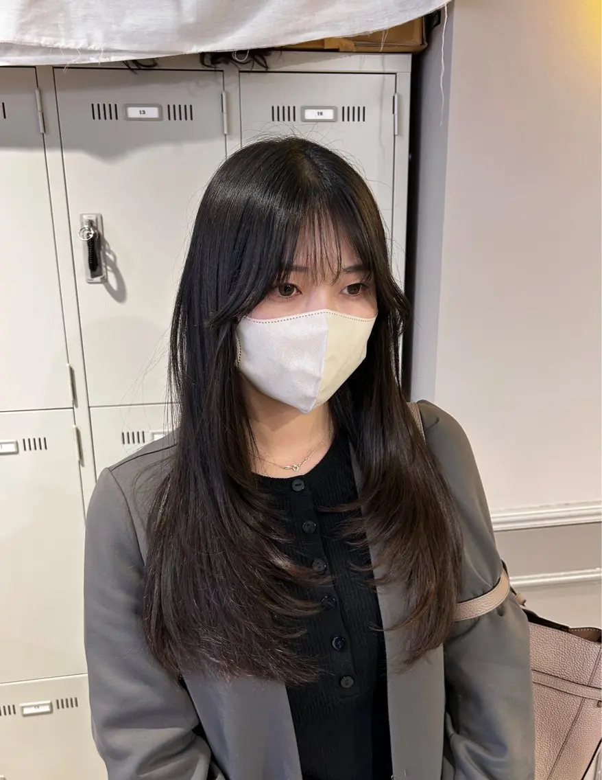 🤍レイヤーカット+縮毛矯正ストレート+ケアトリートメント🤍の写真