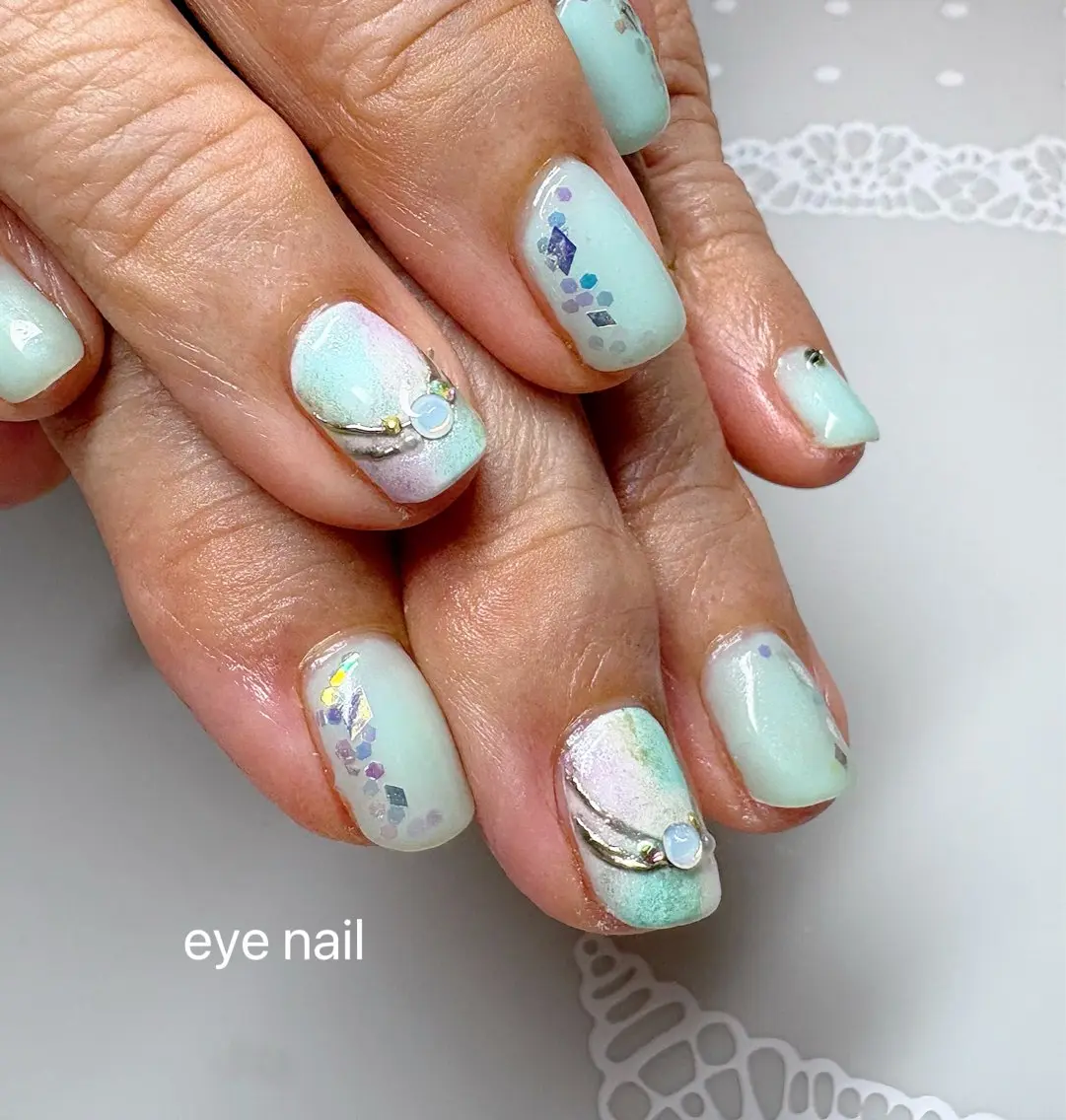 ネイル アートネイル グリーン ミラーネイル 春ネイル Eye nailのネイルデザイン