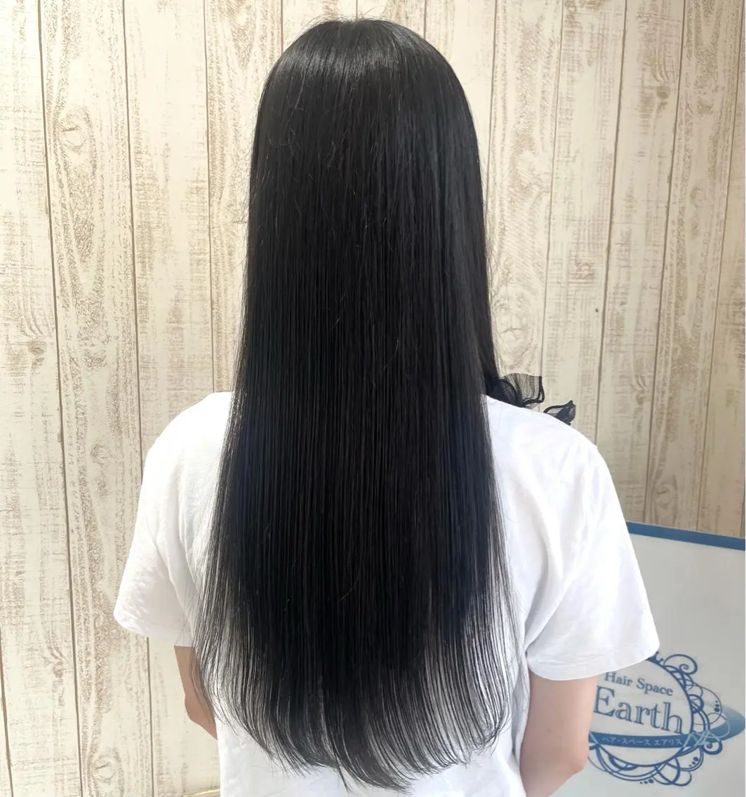 ロング カラー 黒髪 ブルーカラー ブルーブラック 永石 知沙希の眉毛・アイブロウイメージ