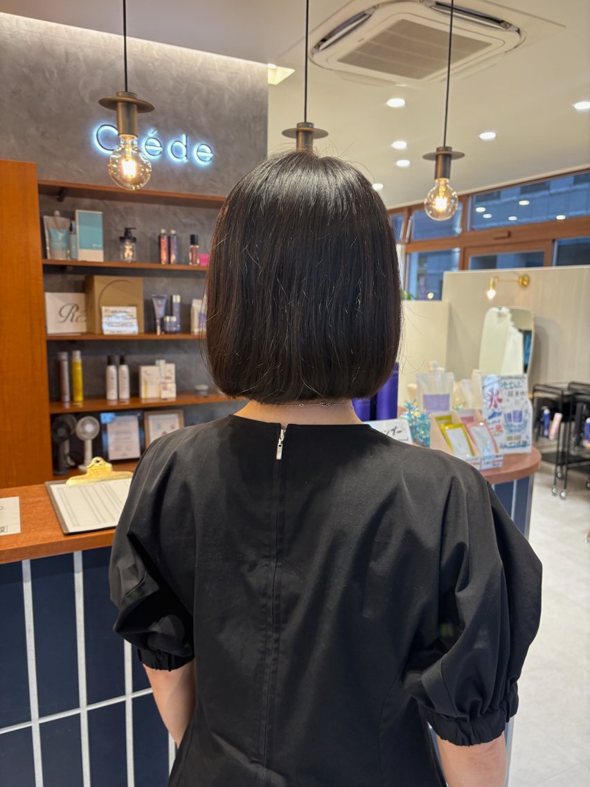 ショート 吉田 絢音のヘアスタイル