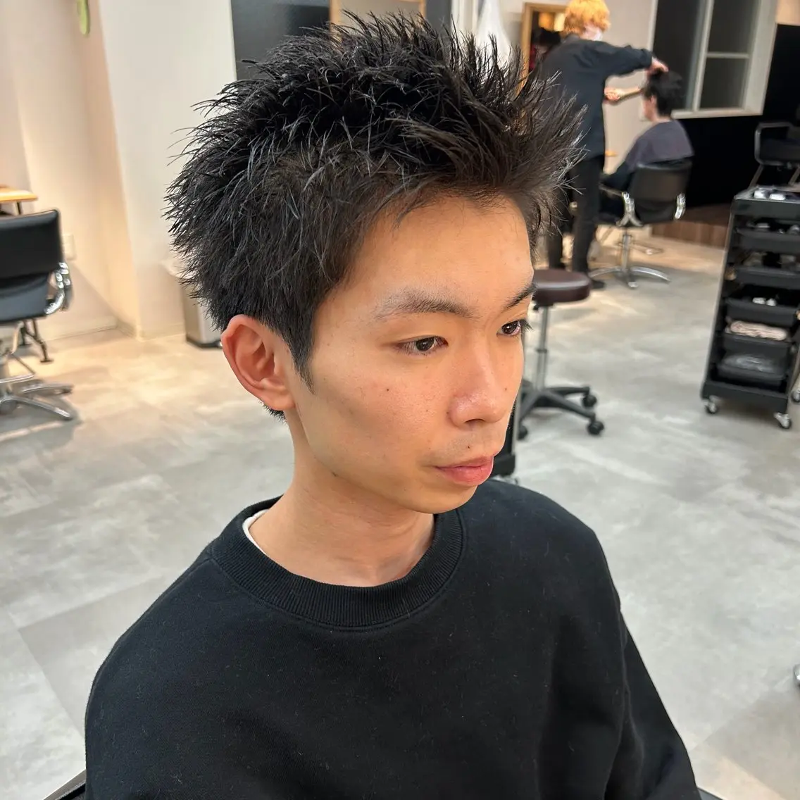 ショート メンズ メンズショート スパイキーショート ショートヘア メンズショート⚡️｜ 短髪をデザイン｜レオのヘアスタイル
