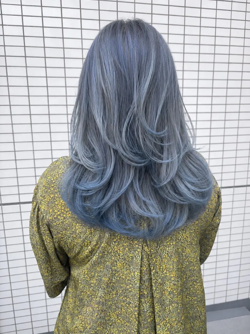 セミロング カット ヘアカラー ブリーチ透明感カラー /レイヤー👗しずかのヘアスタイル