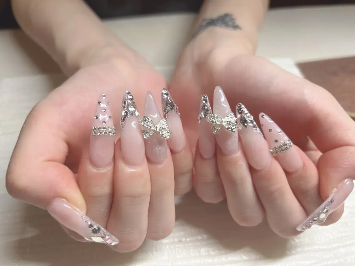 ネイル ハンドネイル nail spikeのネイルデザイン
