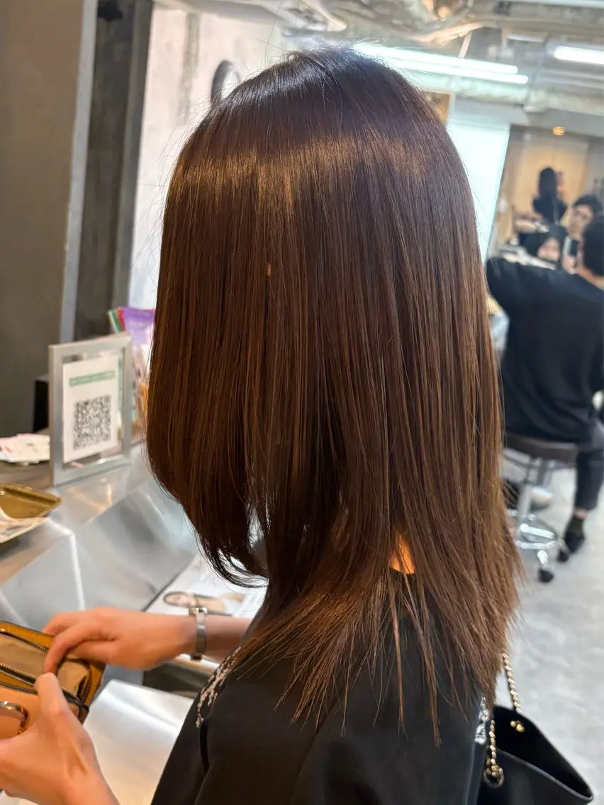 ミディアム 髪質改善 縮毛矯正 シモイケ ルアのヘアスタイル