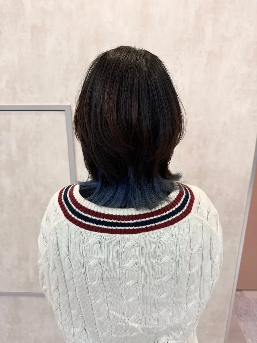 ミディアム ウルフカット ヘアカラー トリートメント ハイライト/ ブリーチ😈小倉😈のヘアスタイル