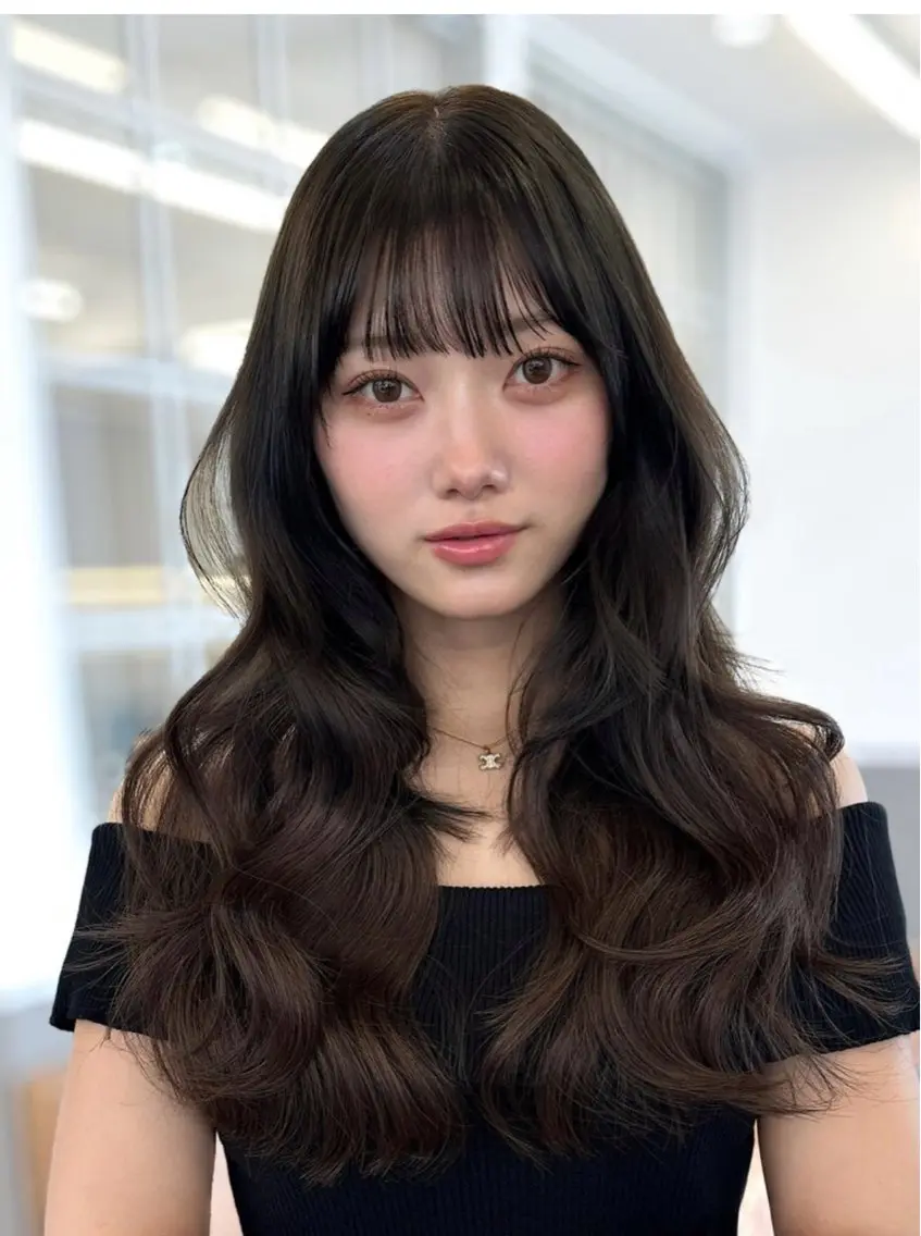 ロング カラー ヘアカラー 名免良 一冴のヘアスタイル