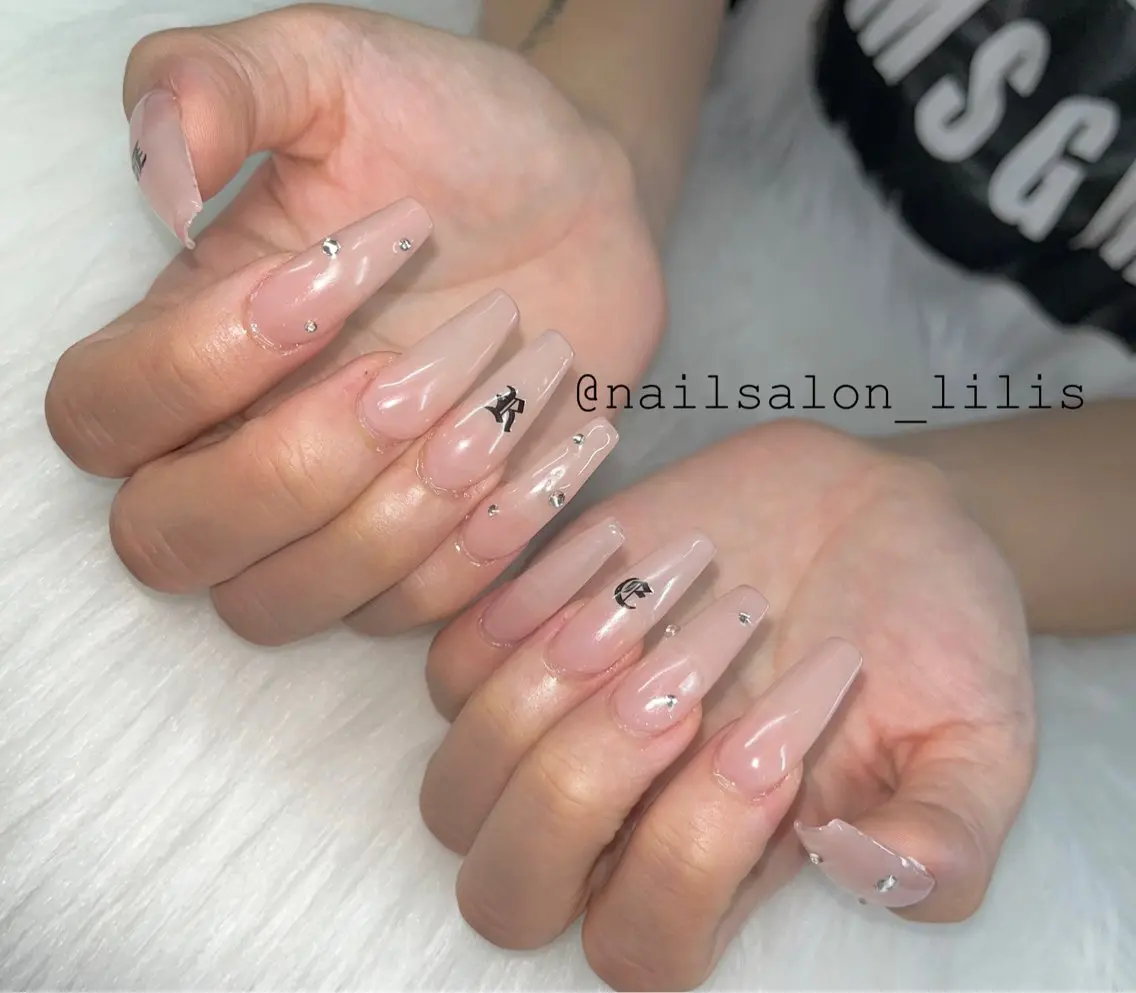 ネイル ハンドネイル nailsalon Lilisのネイルデザイン