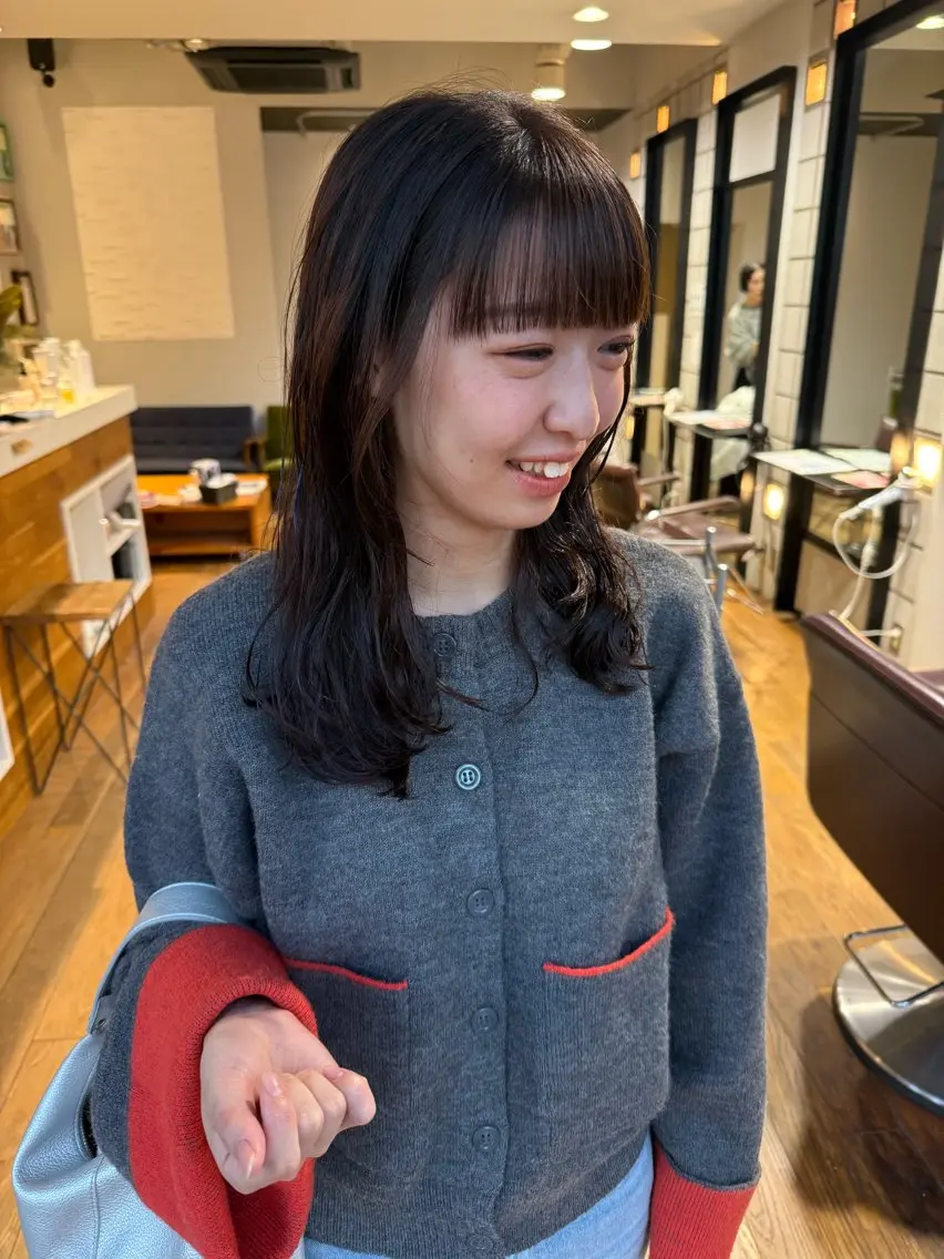 ミディアム ミディアムパーマ カット パーマ トリートメント 松本 夏海のヘアスタイル