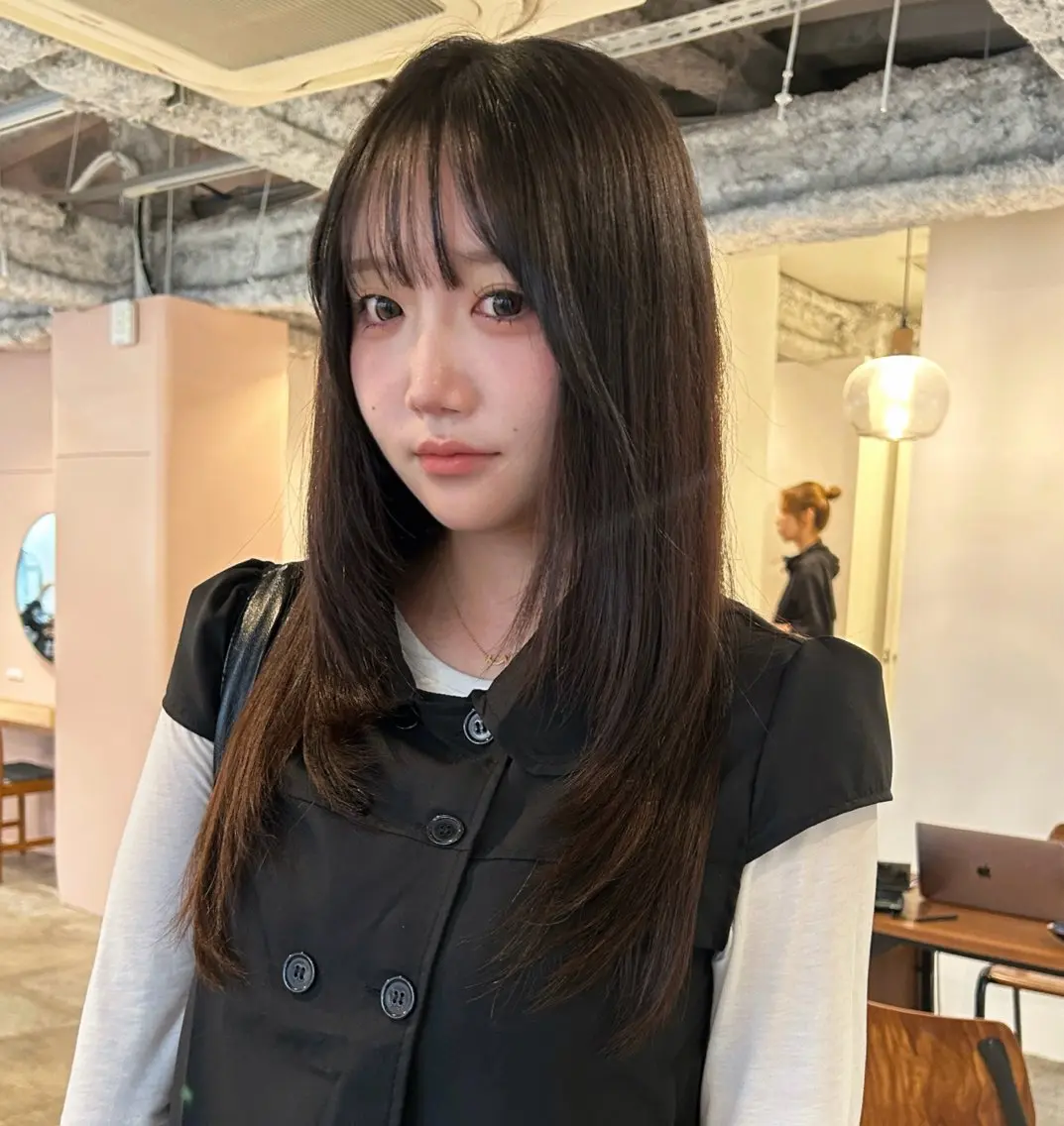 ロング カラー ヘアアレンジ レイヤーカット 酸性ストレート カット 縮毛矯正 🎀suzuna 透明感colorのヘアスタイル