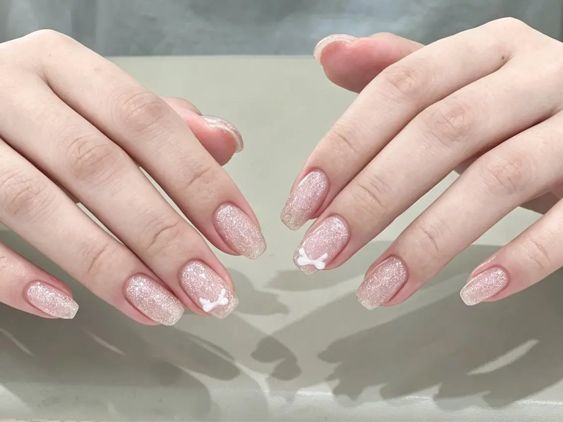 ネイル ハンドネイル CHERIR Emiのネイルデザイン