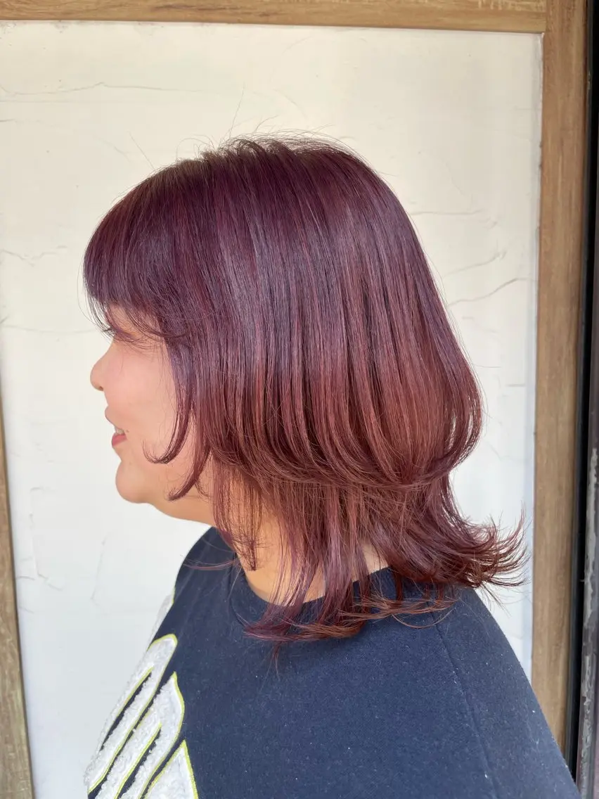ミディアム カラー ブリーチ ダブルカラー ラベンダーカラー ブリーチなしカラー ピンクカラー カット ヘアカラー トリートメント 立川・くびれミディ 旬なデザインカラーのヘアスタイル