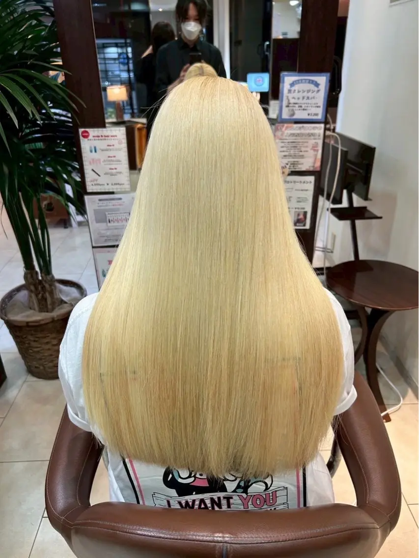 ロング ヘアカラー トリートメント brace 小笹花純のヘアスタイル