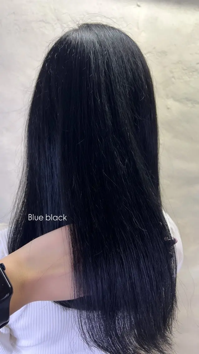 ロング カラー momoka🩶 艶カラー𓈒𓏸のヘアスタイル