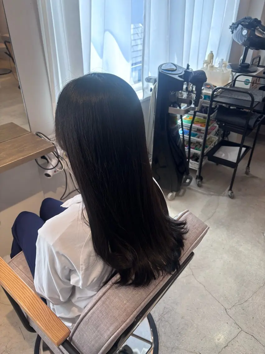 ロング 真鍋 月音のヘアスタイル