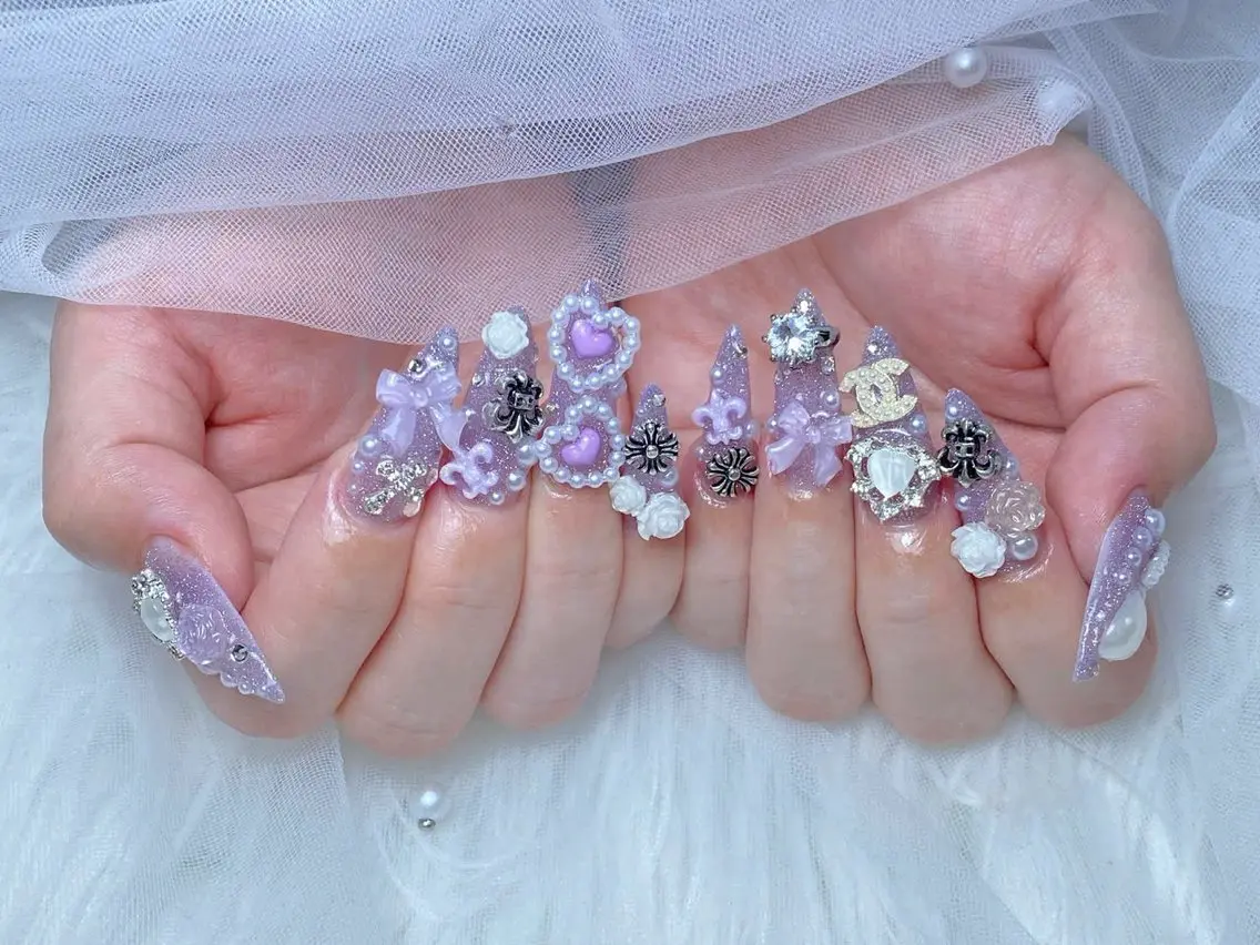ネイル 長さ出し ジェルネイル 韓国ネイル マグネットネイル 持ち込み ハンドネイル SHE NAILのネイルデザイン