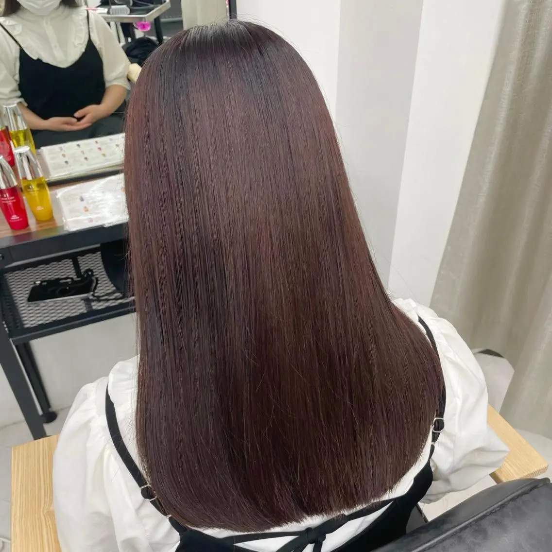 ロング カラー パーマ ヘアアレンジ メンズ キッズ ネイル マツエク・マツパ アイブロウ ブラウン mona/ ストレートスタイル✨のヘアスタイル