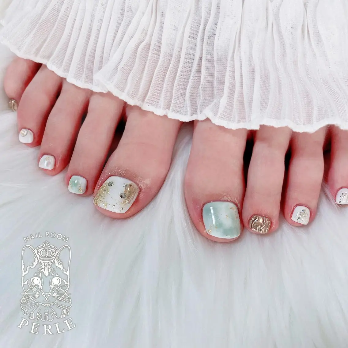 ネイル フットネイル nail room Perleのネイルデザイン