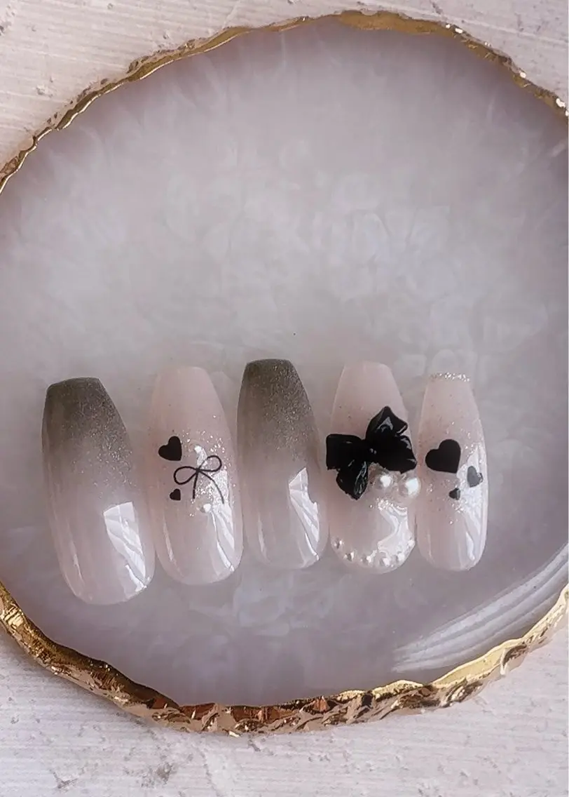 ネイル ガーリー 韓国ネイル ロングネイル リボン ネイルチップ ハンドネイル Monica nails/福島のネイルデザイン