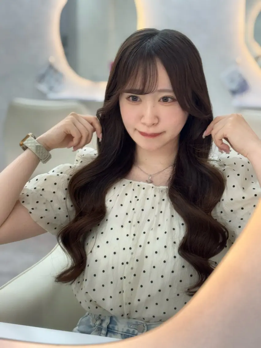 ロング カット ヘアカラー 🤍るい🤍 モデル募集中🪽🫧のヘアスタイル