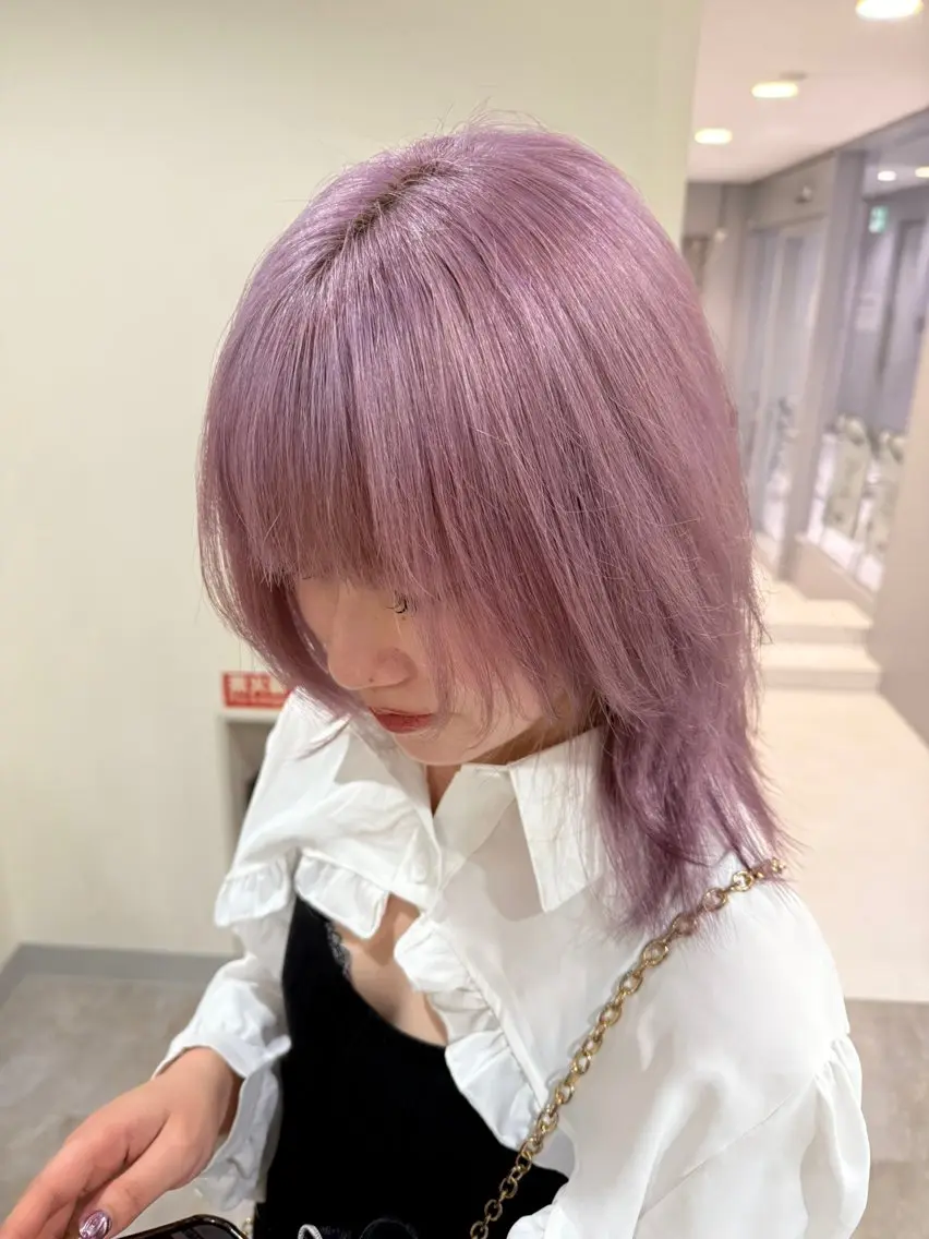 セミロング カラー ハイトーンレイヤー 顔まわりSOTAのヘアスタイル