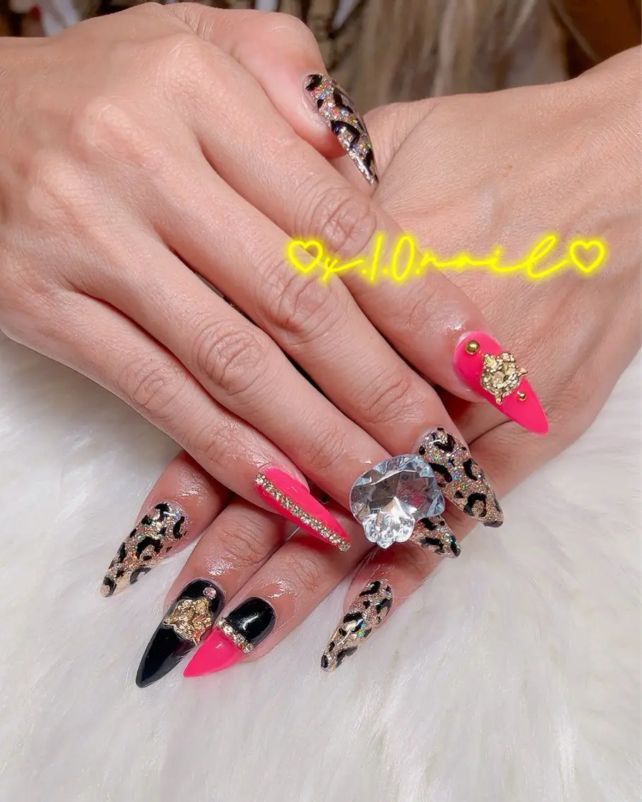 ネイル アニマル柄 アートネイル ニュアンスネイル ネイルチップ ハンドネイル x.1.0.nail ♡Cのネイルデザイン