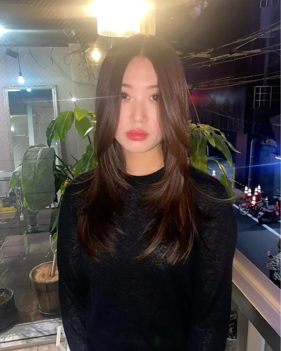 セミロング カラー 韓国風ヘア レイヤーカット ウルフカット モデル募集中！ミカのヘアスタイル