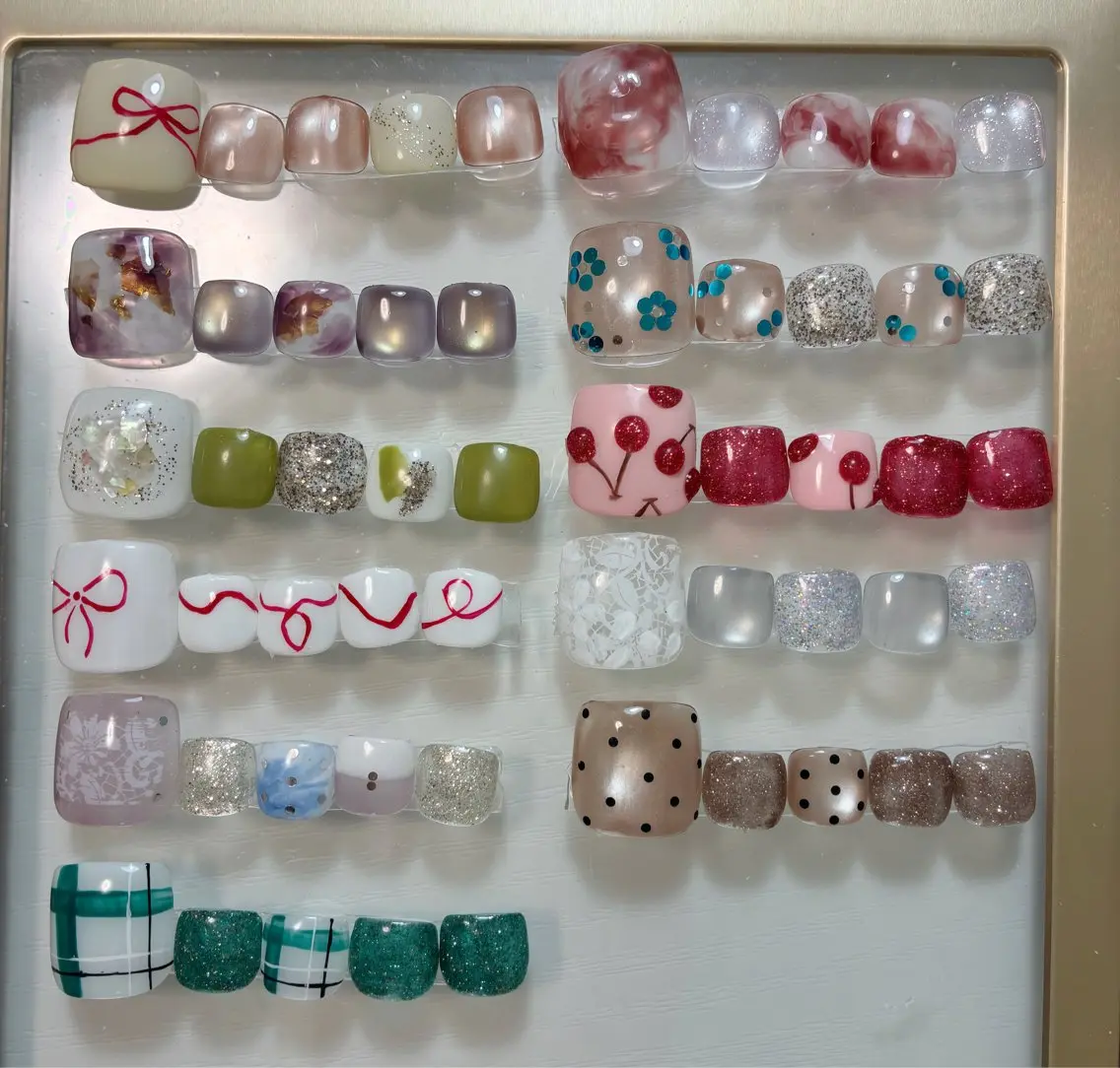 ネイル フットネイル 氷ネイル・うるうるネイル マグネットネイル ニュアンスネイル シンプルネイル フットネイル nail salon anoneのネイルデザイン