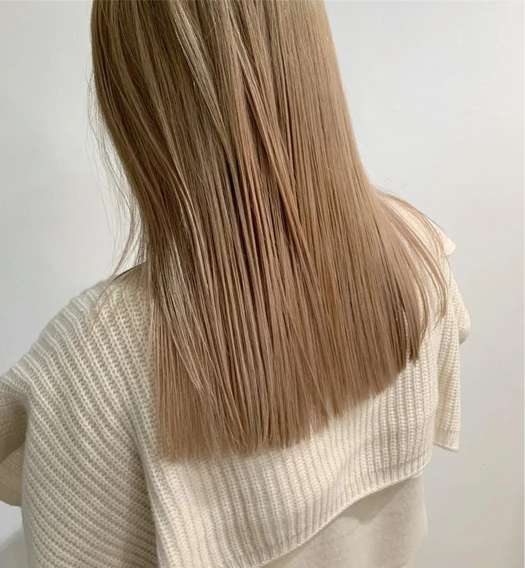 ロング デザインカット 柔らかいカラー🎀 rinaのヘアスタイル