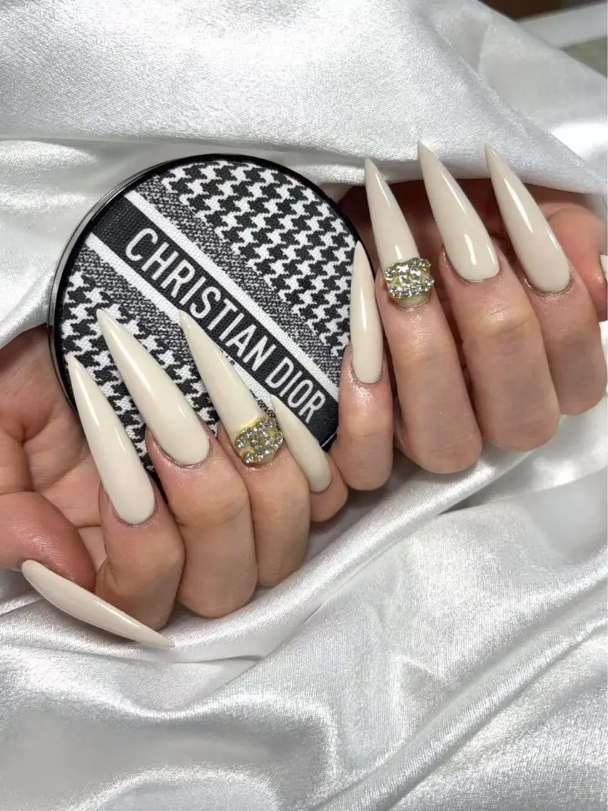 ネイル Infinity Nail salonのネイルデザイン