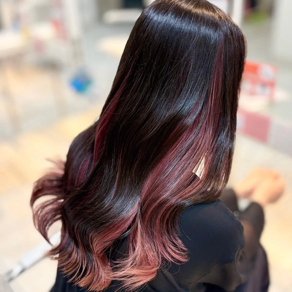 ロング カラー インナーカラー ヘアカラー ブリーチ/ヘアセット 【𝙍𝙞𝙣𝙤】のヘアスタイル