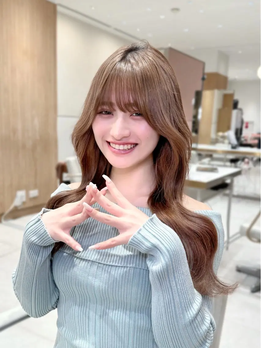 ロング カラー カット ヘアカラー トリートメント ヘッドスパ ヘアセット 韓国ヘア/レイヤー/ 顔まわり/りょーとのヘアスタイル