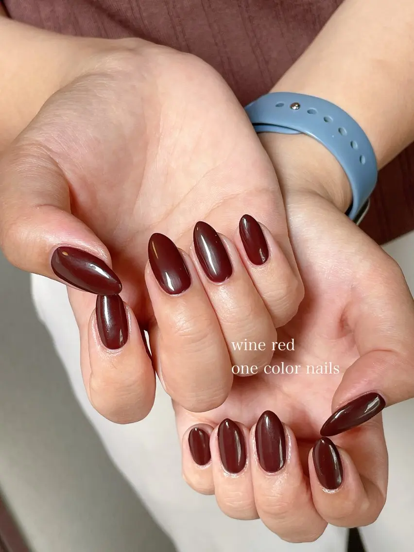 ネイル オーロラネイル ボルドー フットネイル フレンチネイル ジェルネイル ハンドネイル mogunail &blowのネイルデザイン