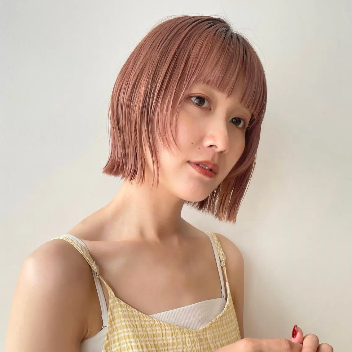 ショート カラー ボブ 顔まわり🥨レイヤー /透明感/水口舞奈のヘアスタイル