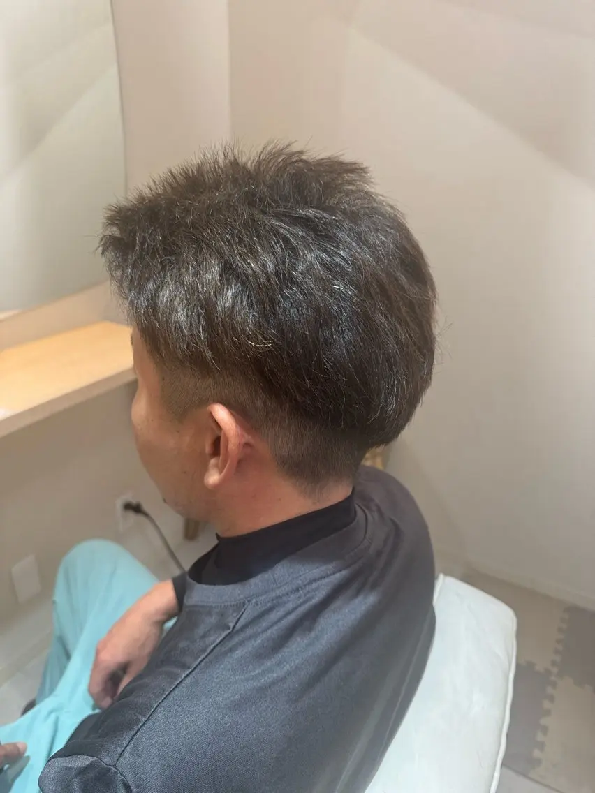 ヘッドスパ 高木 弾のヘアスタイル