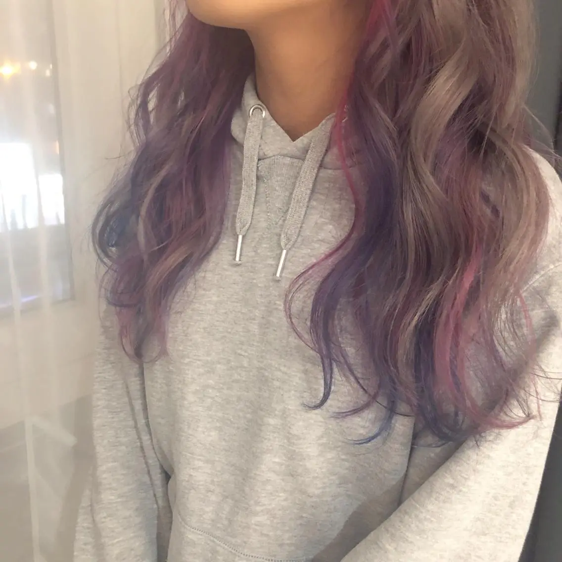 ロング カラー ORIKA 美容室のヘアスタイル