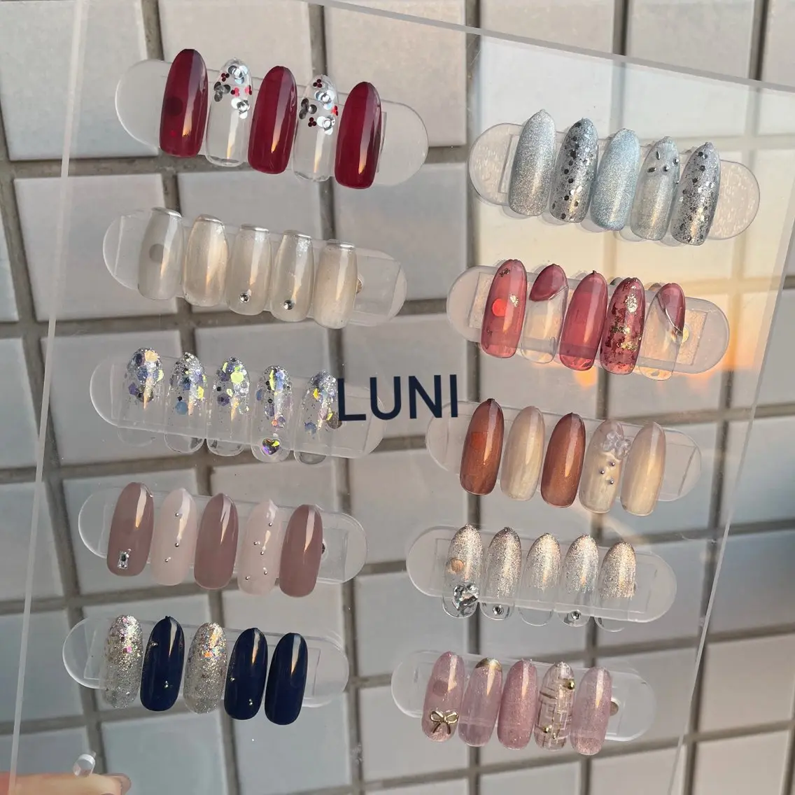 ネイル キラキラネイル ラメ(グリッター) オフィスネイル シンプルネイル ハンドネイル LUNI 久屋大通 ˚✧₊⁎/ yuriのネイルデザイン