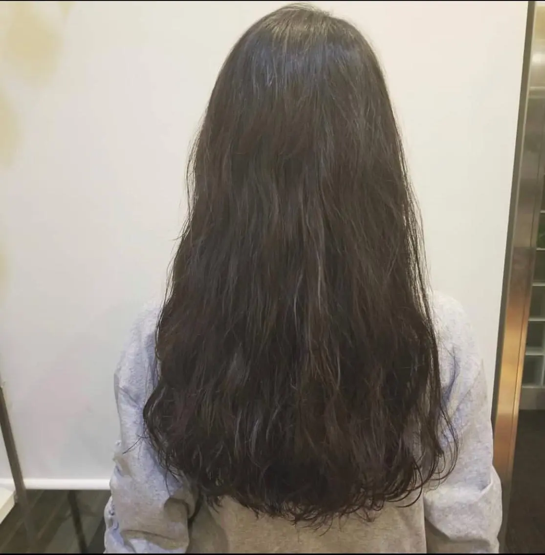 ロング パーマ カット ヘアカラー パーマ 英語ok sohee ソヒ 305号室のヘアスタイル
