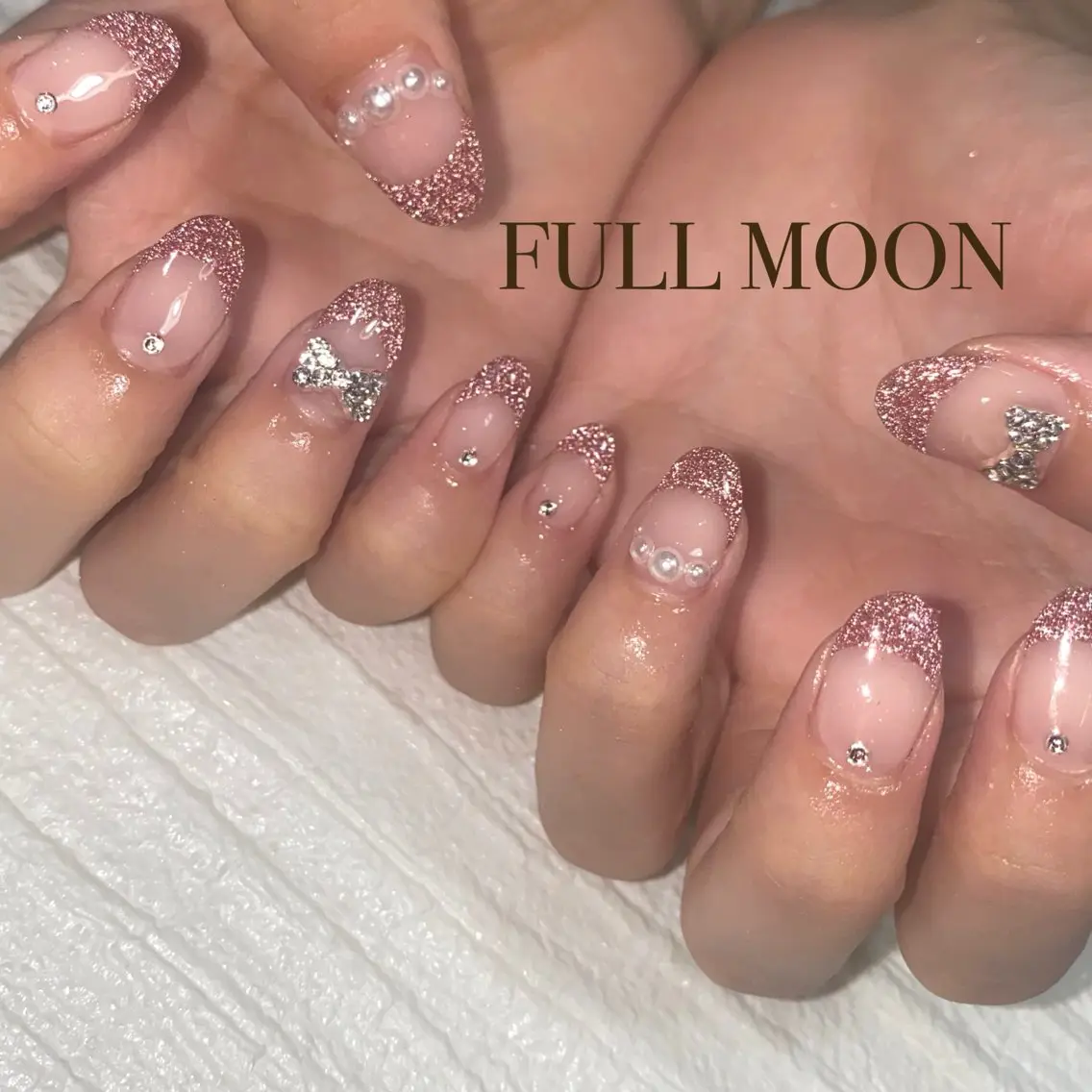 ネイル ハンドネイル FULL MOONのネイルデザイン
