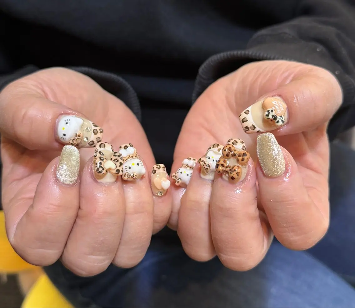 ネイル オーロラネイル 長さ出し フレンチネイル ジェルネイル ガラスフレンチ ハンドネイル Rela・S NAILのネイルデザイン