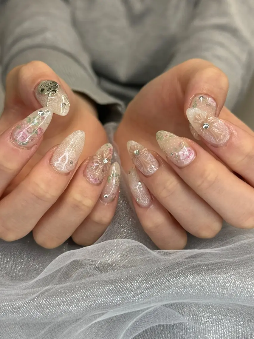 ネイル ハンドネイル Luna Nailのネイルデザイン
