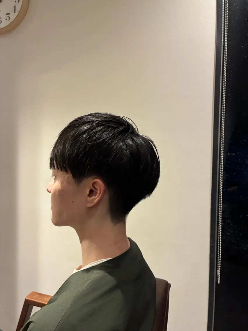 ショート メンズ マッシュ 山地 咲那のヘアスタイル